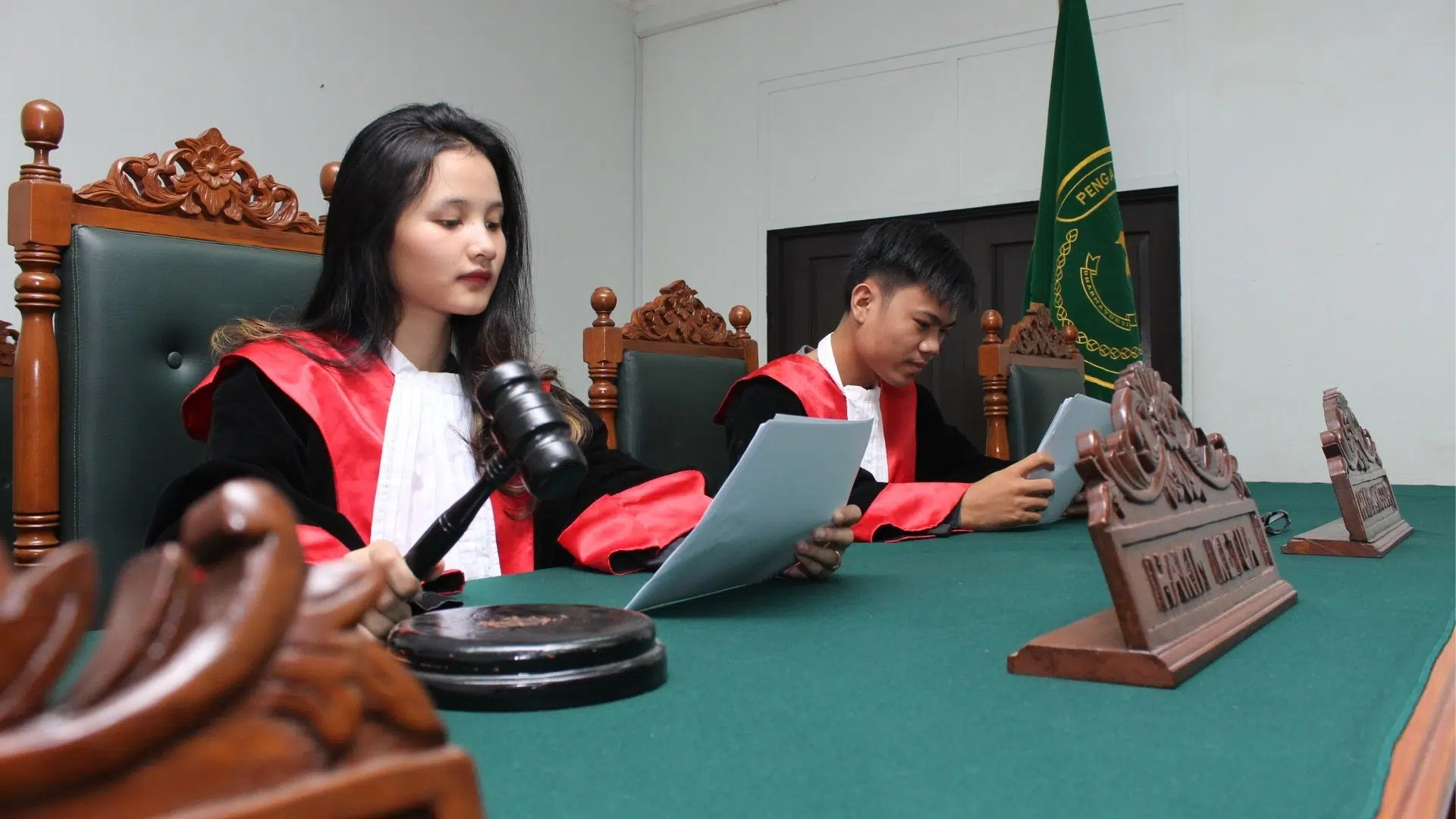 S1 Hukum