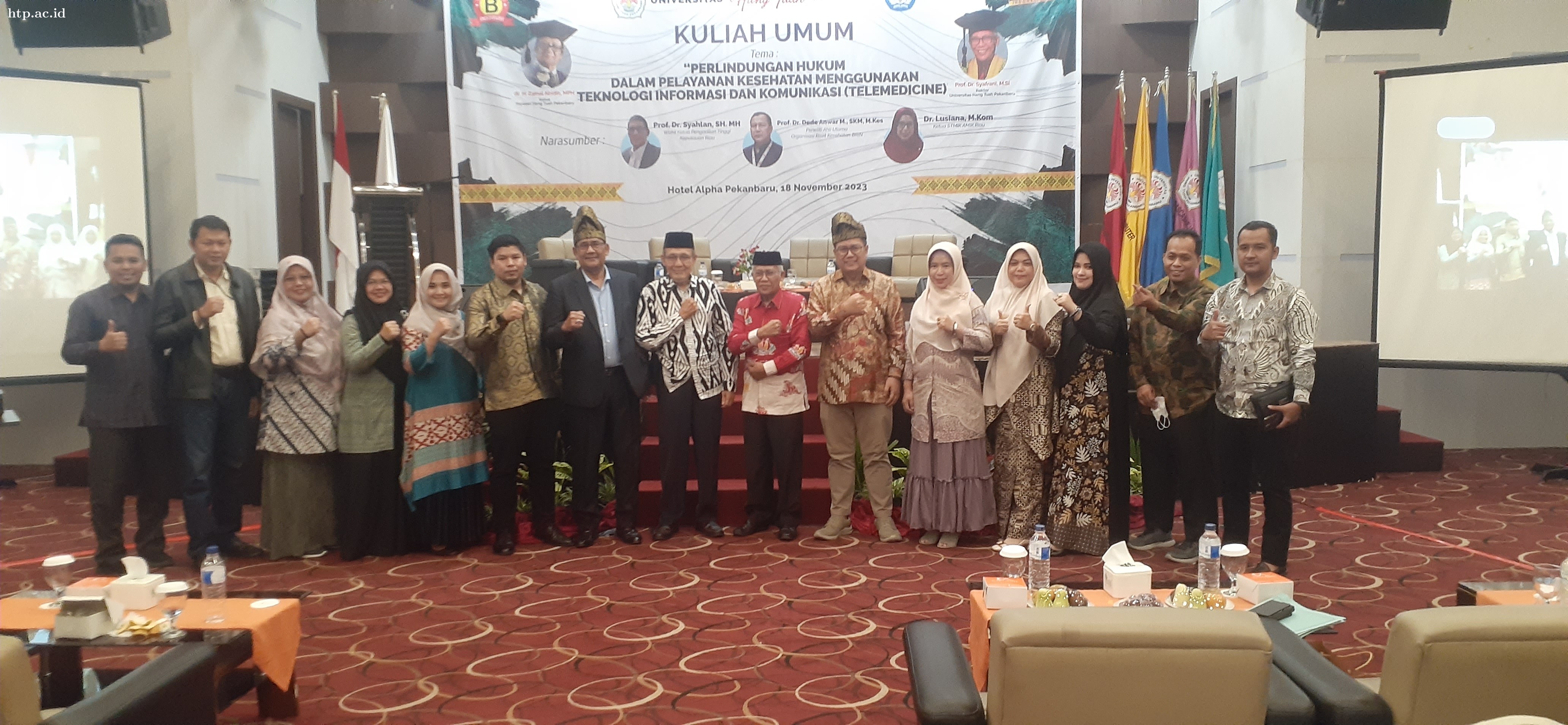 Tiga Pakar; Bidang Hukum, Kesehatan dan Telekomunikasi  Informasi Beri Kuliah Umum Mahasiswa Baru Universitas Hang Tuah Pekanbaru