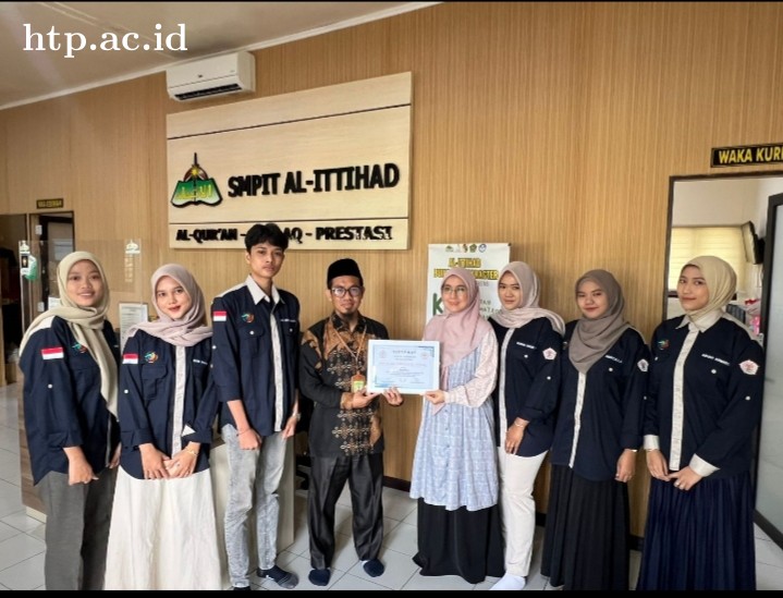 Mahasiswa Prodi Kesmas UHTP Melaksanakan Penyuluhan Kesehatan Di SMP IT Al Ittihad Pekanbaru