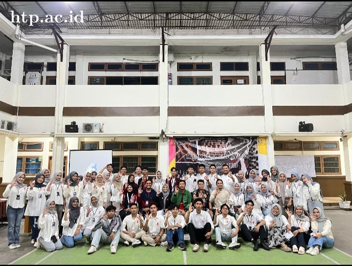 PIK MAHA UHTP Gelar Malam Renungan AIDS Nusantara 2025: Wujud Kepedulian dan Edukasi HIV/AIDS Pada Generasi Muda