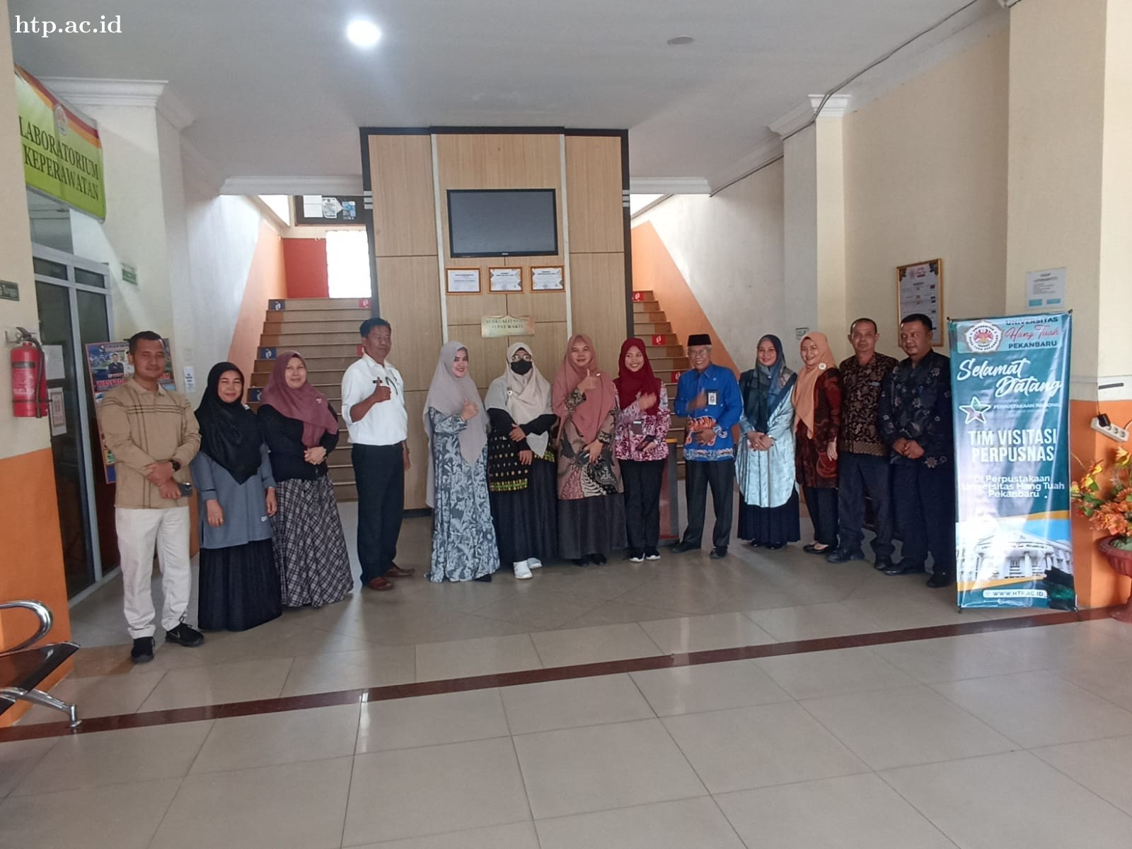 Perpusnas RI Visitasi Perpustakaan Universitas Hang Tuah Pekanbaru