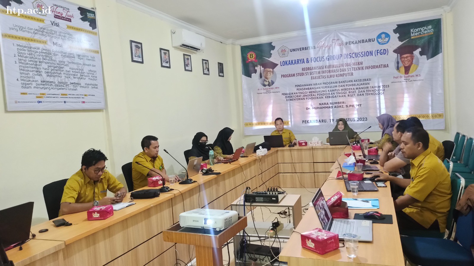 Universitas Hang Tuah Pekanbaru Satu-Satunya Kampus Di Riau Penerima Hibah AKSELERASI PENGEMBANGAN KURIKULUM DAN PEMBELAJARAN PENDIDIKAN TINGGI Dari Kementerian Pendidikan, Kebudayaan, Riset dan Teknologi