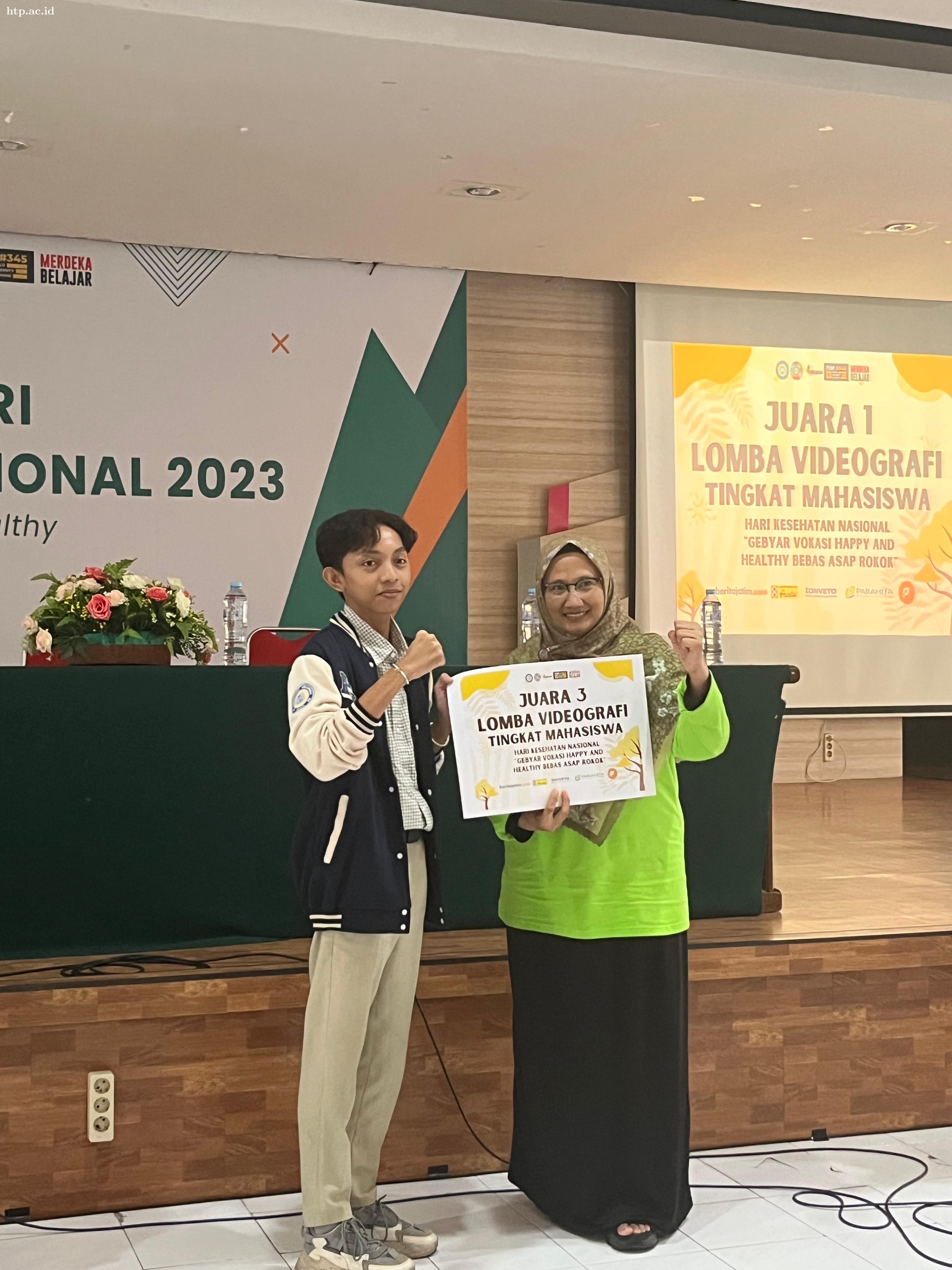 Mahasiswa Prodi S1 Keperawatan UHTP Menjuarai Lomba Pada Peringatan HKN Universitas Airlangga