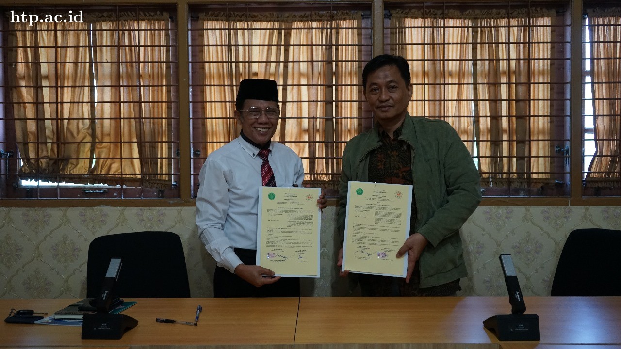 Universitas Hang Tuah Pekanbaru Tanda Tangani MoU dengan Universitas Ibnu Sina Batam