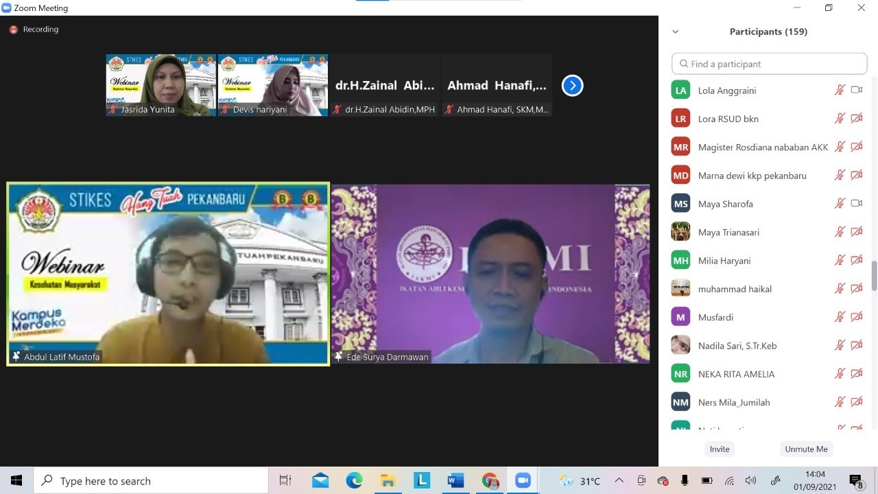 Webinar Kesehatan Masyarakat \\\"Kebutuhan Tenaga Kesehatan Masyarakat dalam Peluang dan Tantangan Masa Depan Kesehatan Bangsa\\\"
